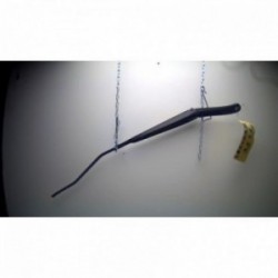 Bras essuie glace avant...