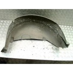 Pare boue arriere droit...