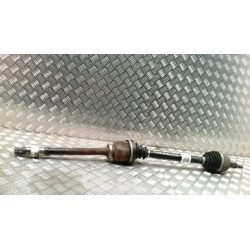 Cardan droit (transmission)...