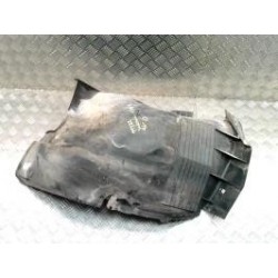 Pare boue avant droit...