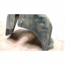 Pare boue arriere gauche...