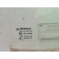 Vitre avant droit RENAULT...