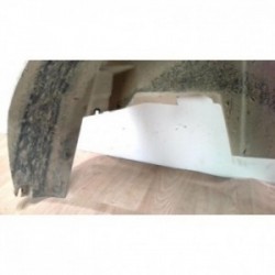 Pare boue arriere gauche...