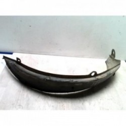 Pare boue avant droit...