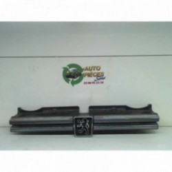 Calandre PEUGEOT 605 PHASE 1