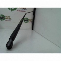 Bras essuie glace avant...