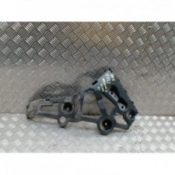 Support de pare chocs...