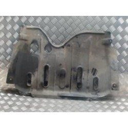 Cache sous moteur DACIA...