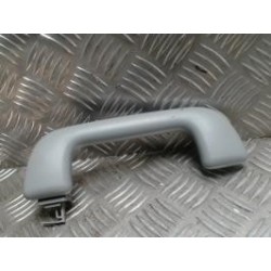 Poignee de maintien arriere...