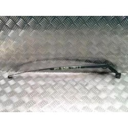 Bras essuie glace avant...