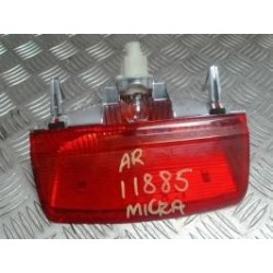 Feu arriere stop central...