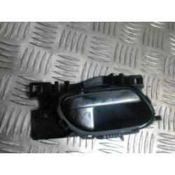 Poignee interieur arriere...