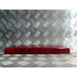 Feu arriere stop central...