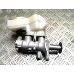 Maitre cylindre (freinage)...