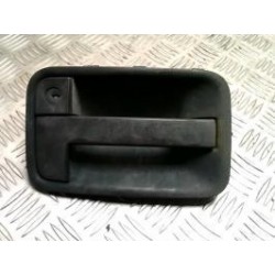 Poignee porte avant gauche...