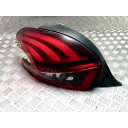 Feu arriere principal...