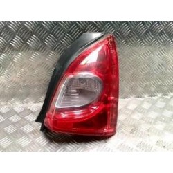 Feu arriere principal droit...