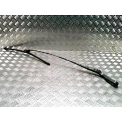 Bras essuie glace avant...