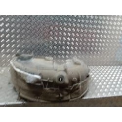 Pare boue arriere droit...