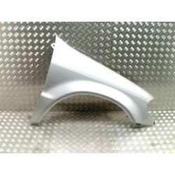 Aile avant droit MERCEDES...