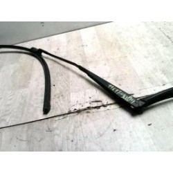 Bras essuie glace avant...