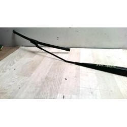 Bras essuie glace avant...