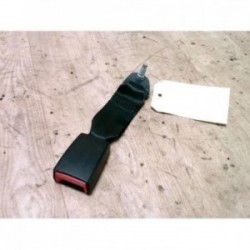 Attache ceinture arriere...