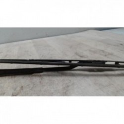 Bras essuie glace avant...