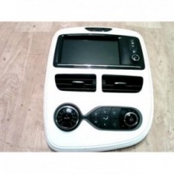 Ecran GPS RENAULT ZOE 1
