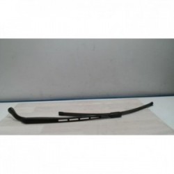 Bras essuie glace avant...