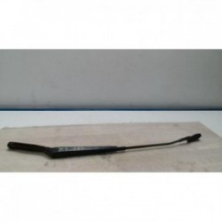 Bras essuie glace avant...