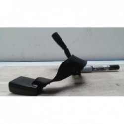 Attache ceinture arriere...