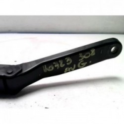 Bras essuie glace avant...