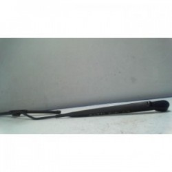 Bras essuie glace avant...