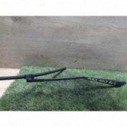 Bras essuie glace avant...