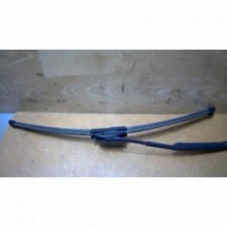 Bras essuie glace avant...