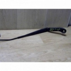 Bras essuie glace avant...