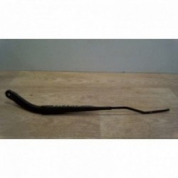 Bras essuie glace avant...