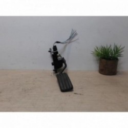 Pedale d'accelerateur...