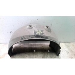 Pare boue arriere gauche...