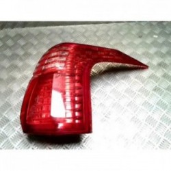 Feu arriere principal droit...