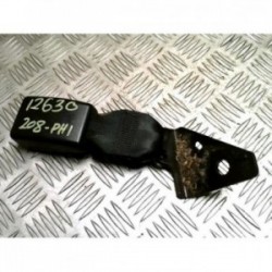 Attache ceinture arriere...