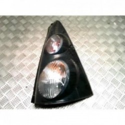 Feu arriere principal droit...