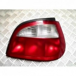 Feu arriere principal droit...