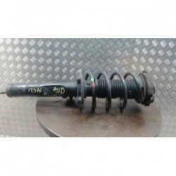 Amortisseur avant droit...