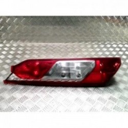 Feu arriere principal...