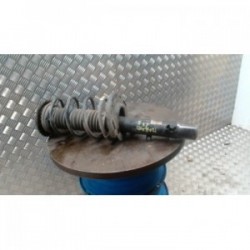 Amortisseur avant droit...