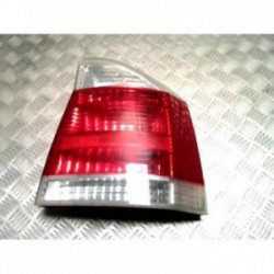 Feu arriere principal droit...