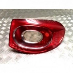 Feu arriere principal droit...