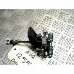 Tirant de porte avant...